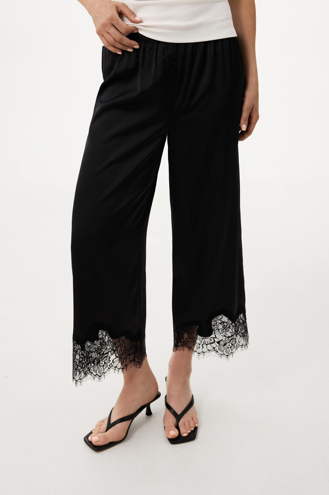 Silk capri pants with lace