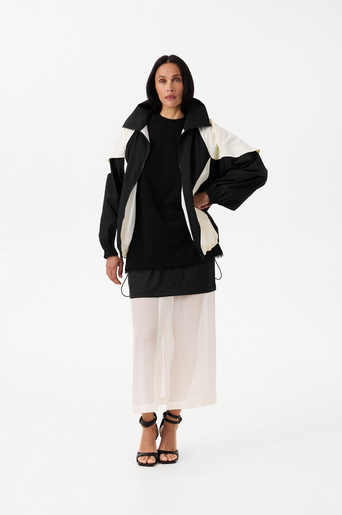 Black-cream windbreaker
